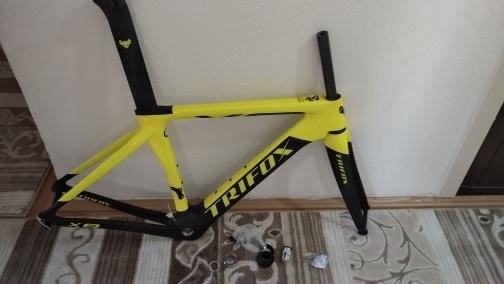 700C Carbon Road Bike Frame X8QR AERO Lightweight Durable