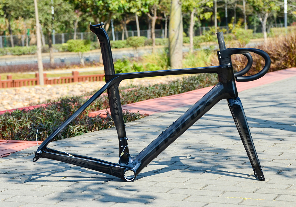 carbon aero road bike frame