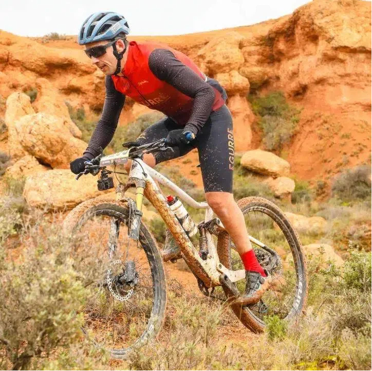 Trifox Pioneer carbon full suspension trail bike