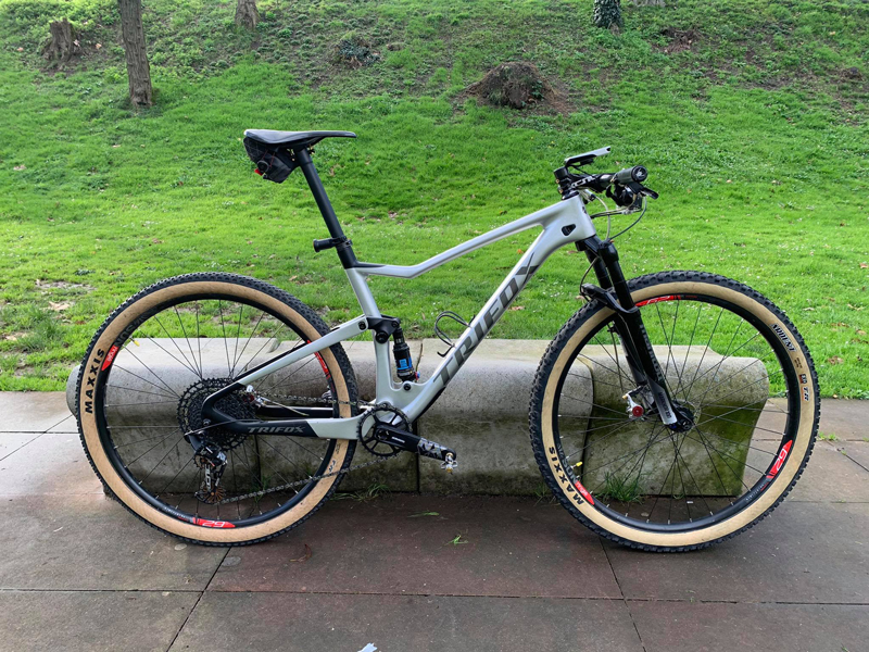 carbon cross country frame